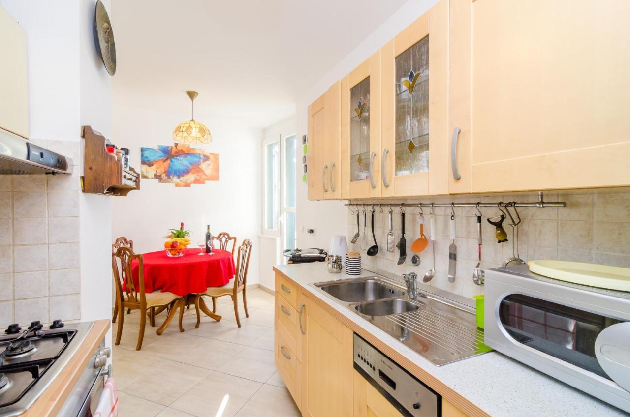 Sun City Apartment Dubrovnik Exteriör bild